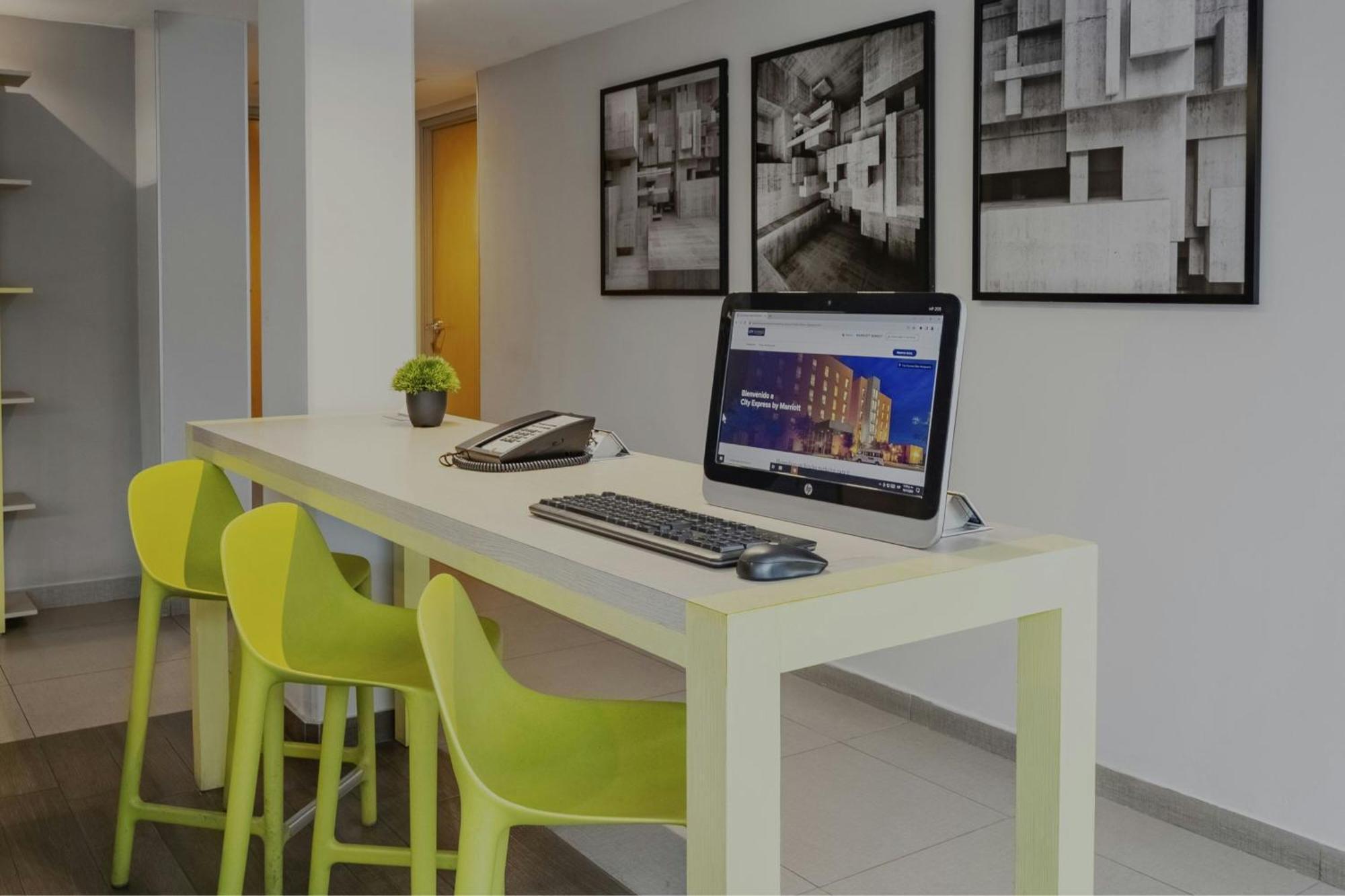 City Express Suites By Marriott Ciudad De Mexico Anzures Exterior photo